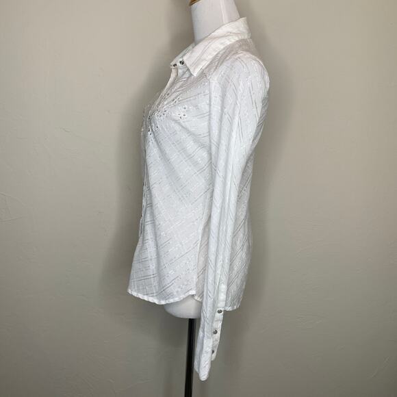 Vanity White Western Snap Front Shirt Sz Small - Picture 3 of 8